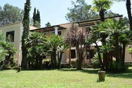 Villa With Garden And Patio* Giovanna